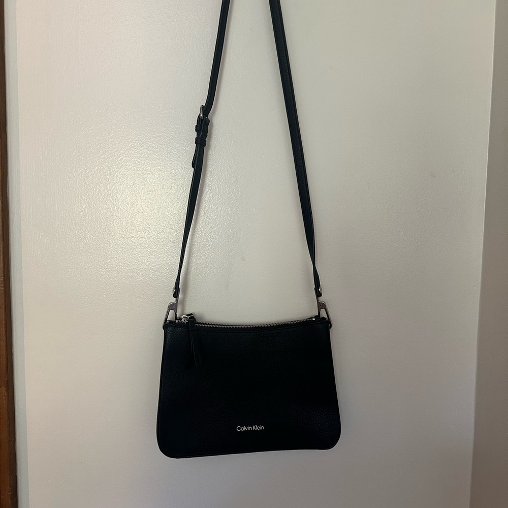 Calvin Klein Elegant Black Crossbody Bag